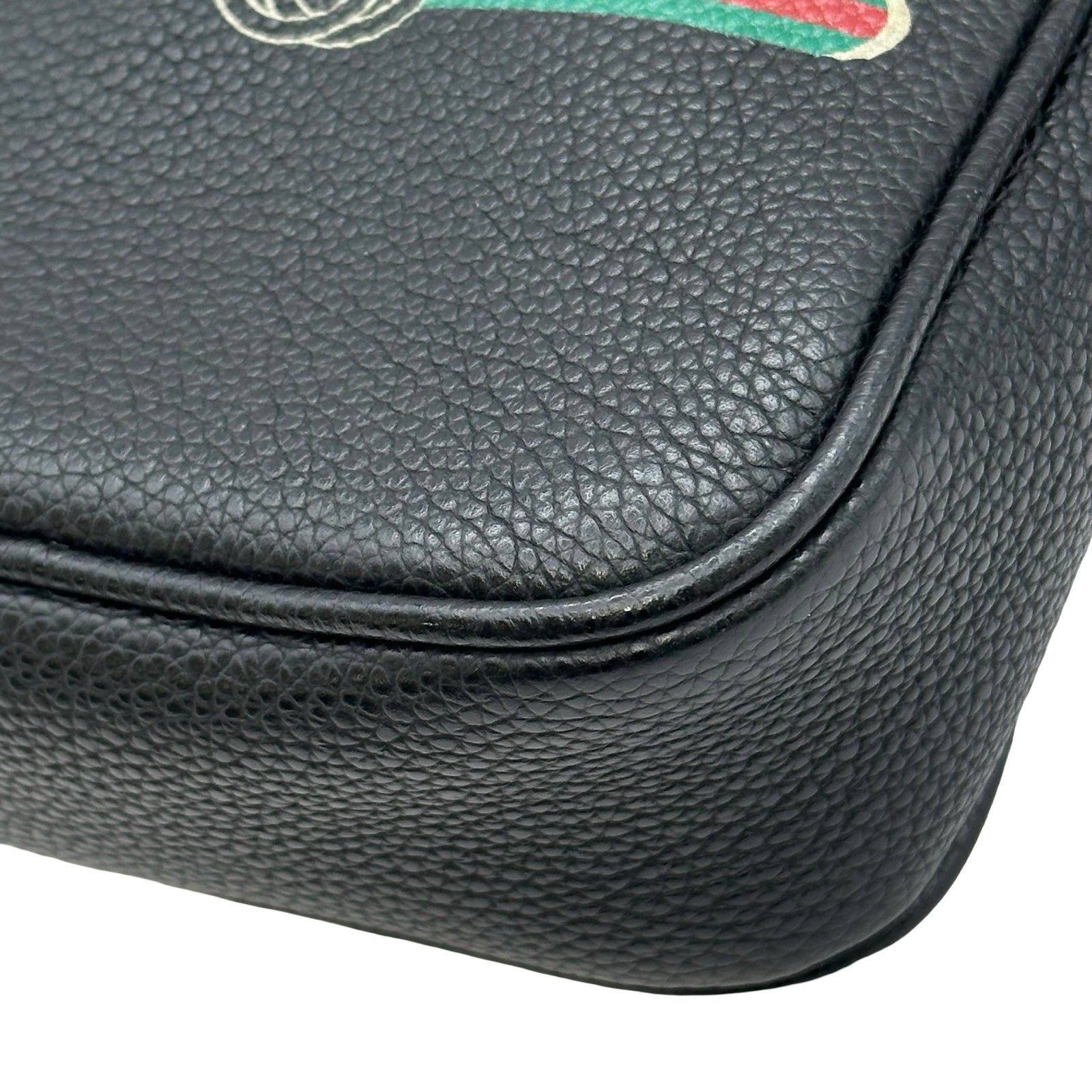 グッチ GUCCI ロゴプリントショルダーバッグ 574803 ブラック レザー