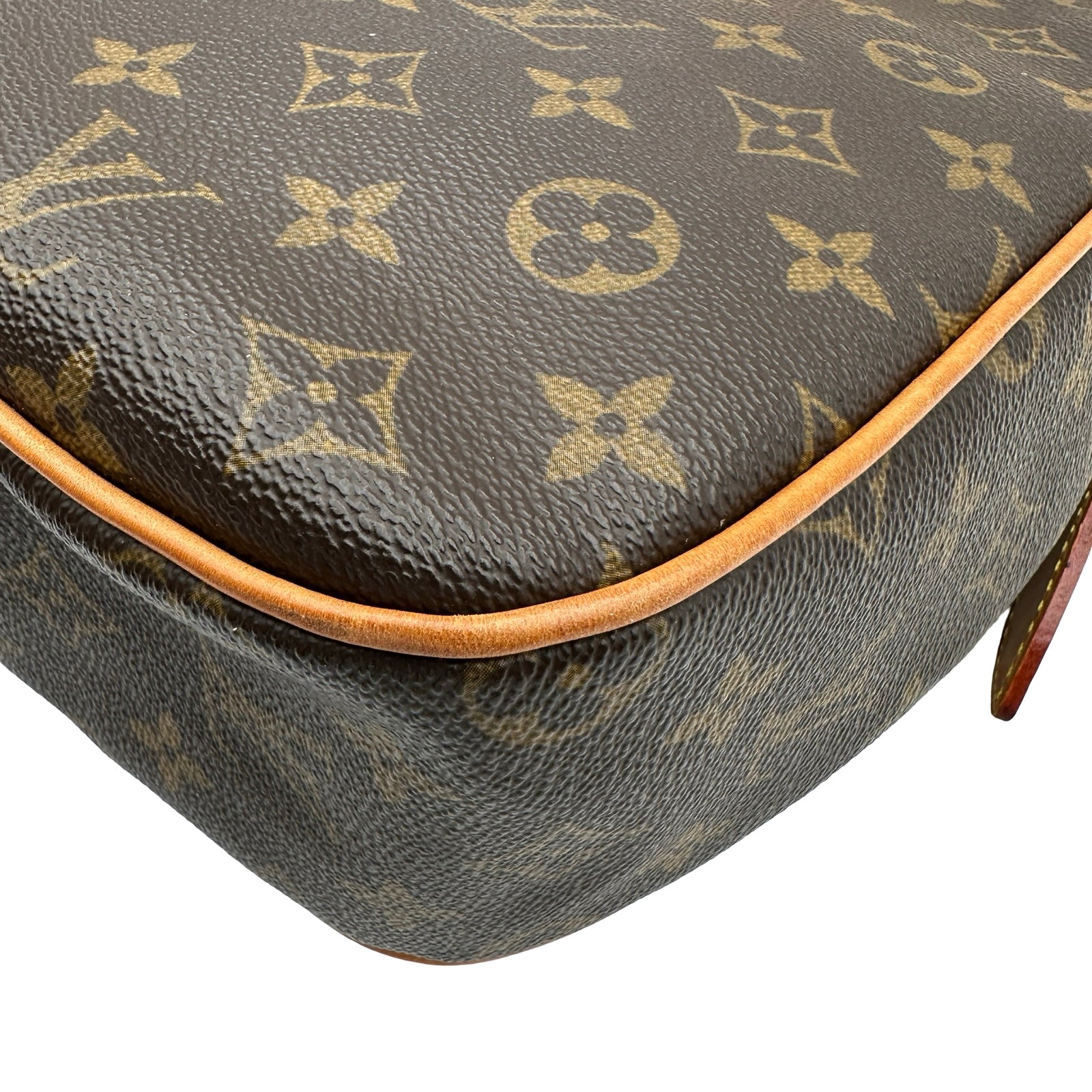 ルイ・ヴィトン LOUIS VUITTON ハドソンGM M40045モノグラム
