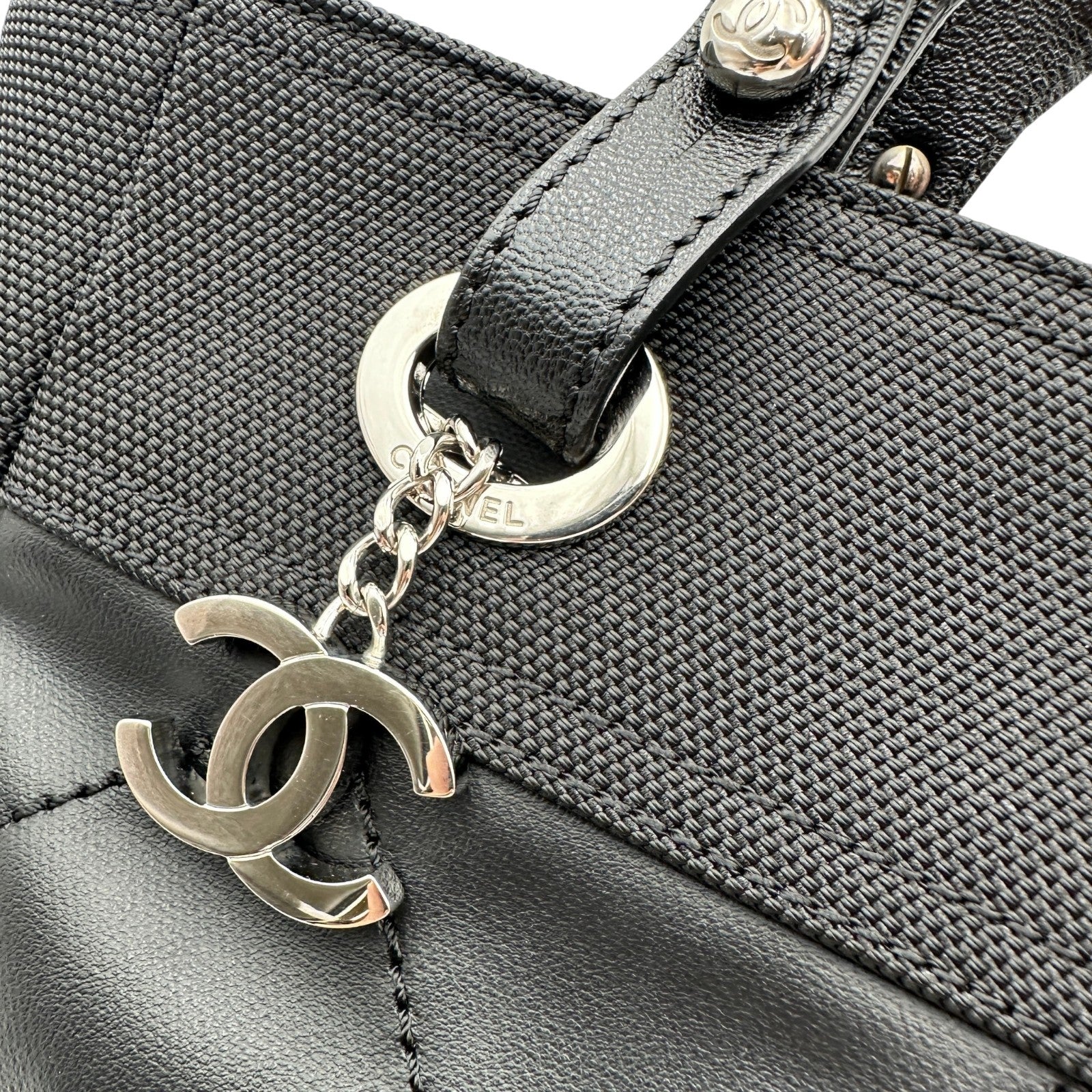 シャネル CHANEL パリビアリッツトートPM A34208 11番台 ブラック