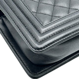 シャネル CHANEL ボーイシャネル20 A67085 25番台 ブラック キャビアスキン レディース ショルダーバッグ