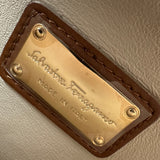 サルヴァトーレ・フェラガモ Salvatore Ferragamo ソフィア ミディアム 21D543 ベージュ/ブラウン ゴールド金具 レザー レディース ショルダーバッグ