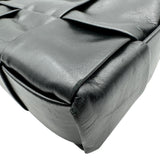 ボッテガ・ヴェネタ BOTTEGA VENETA カセット ショルダーバッグ 667298 ブラック レザー レディース ウエストバッグ