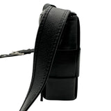 ボッテガ・ヴェネタ BOTTEGA VENETA カセット ショルダーバッグ 667298 ブラック レザー レディース ウエストバッグ