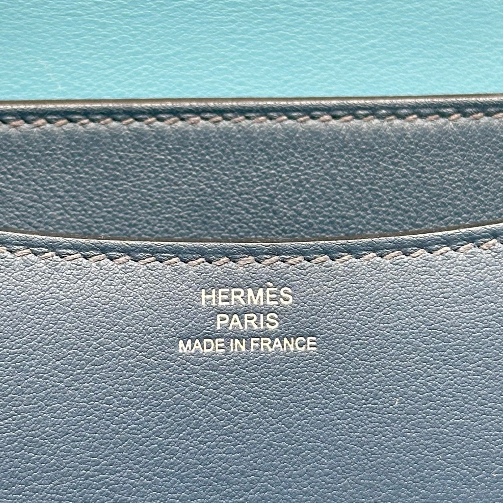 エルメス HERMES コンスタンス3ミニ ヴェルソ Z刻印 ブルー系 シルバー