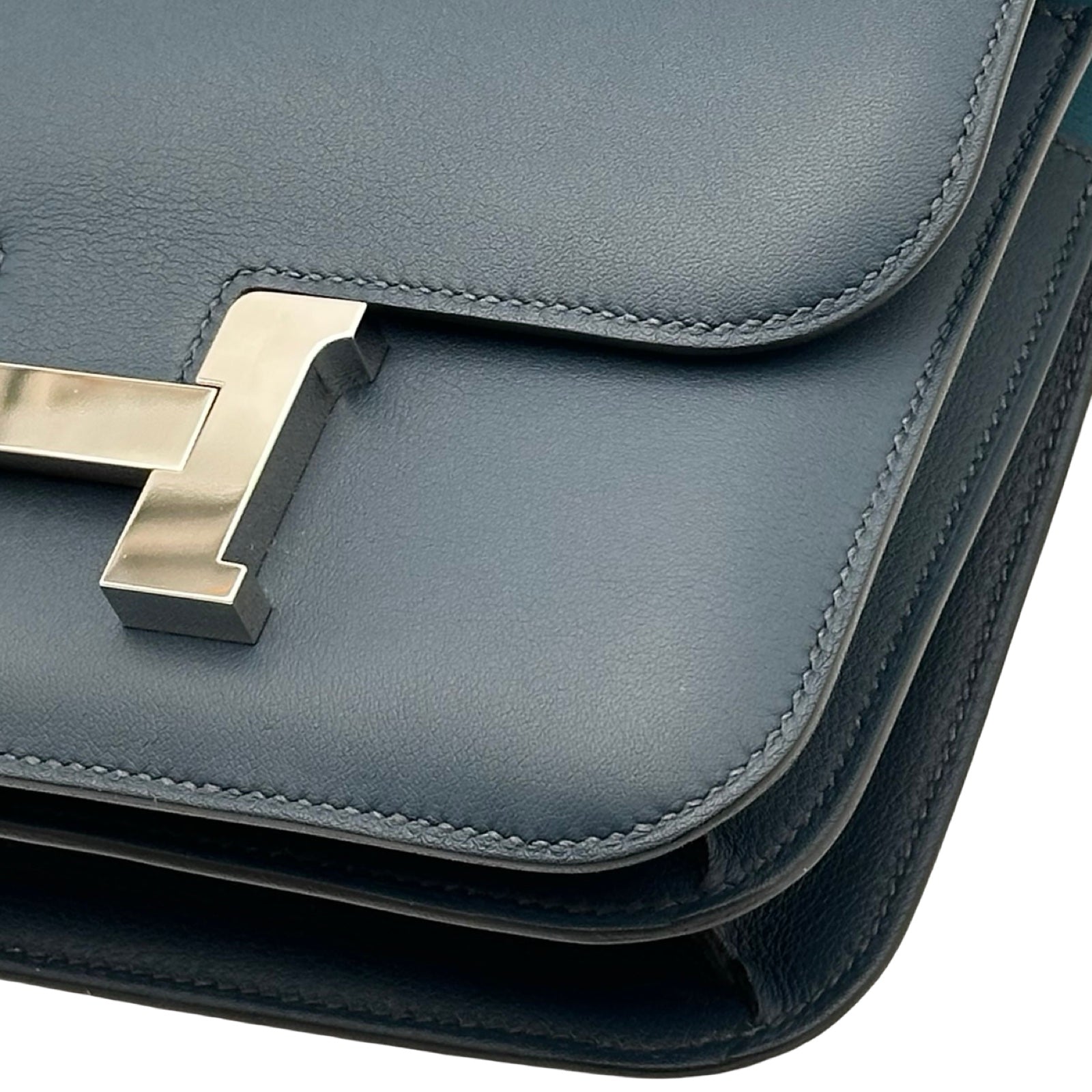 エルメス HERMES コンスタンス3ミニ ヴェルソ Z刻印 ブルー系 シルバー