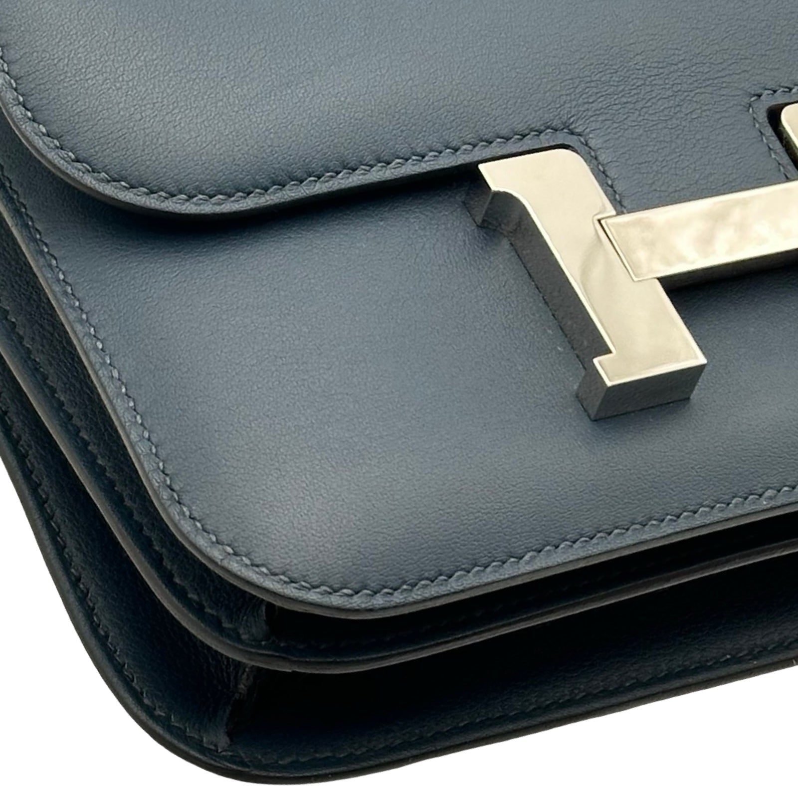 エルメス HERMES コンスタンス3ミニ ヴェルソ Z刻印 ブルー系 シルバー