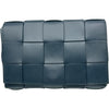 ボッテガ・ヴェネタ BOTTEGA VENETA マキシイントレチャートカセットショルダーバッグ ネイビー レザー ユニセックス ショルダーバッグ