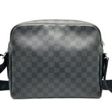 ルイ・ヴィトン LOUIS VUITTON デイトンPM N41408 ブラック ダミエ・グラフィット メンズ ショルダーバッグ
