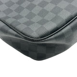 ルイ・ヴィトン LOUIS VUITTON ダニエルGM N58033 ブラック ダミエ・グラフィット メンズ ショルダーバッグ