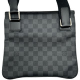 ルイ・ヴィトン LOUIS VUITTON トマス N58028 ブラック ダミエ・グラフィット メンズ ショルダーバッグ