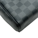 ルイ・ヴィトン LOUIS VUITTON デイトンPM N41408 ブラック ダミエ・グラフィット メンズ ショルダーバッグ