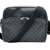 ルイ・ヴィトン LOUIS VUITTON デイトンMM N41409 ブラック ダミエ・グラフィット メンズ ショルダーバッグ