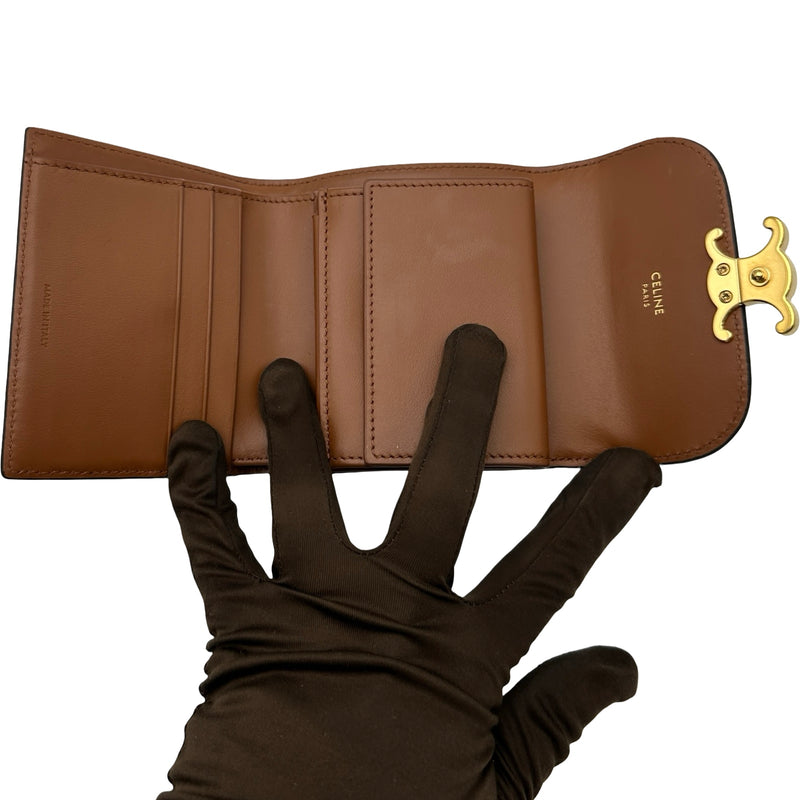 セリーヌ CELINE スモールフラップウォレット 10D782 ブラウン