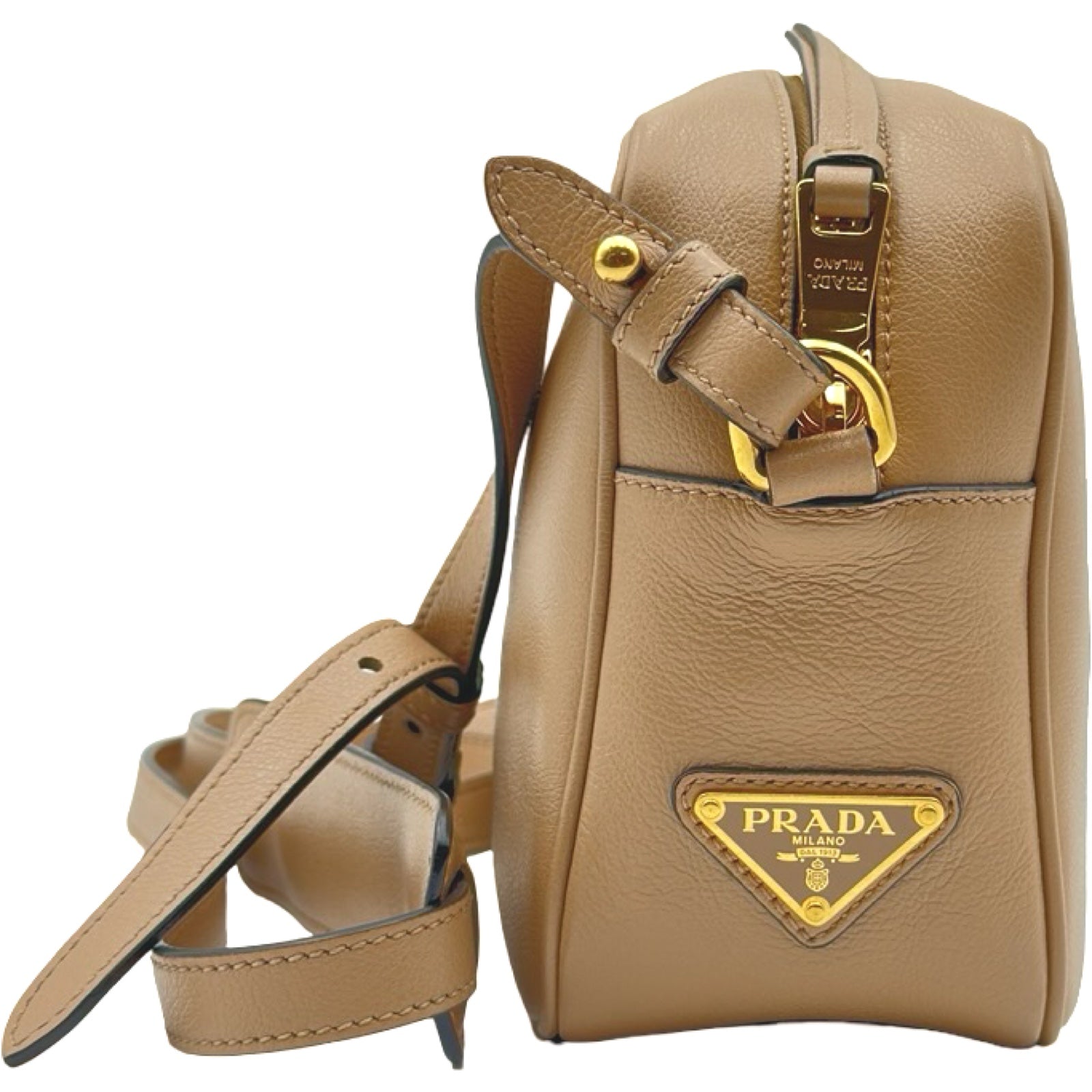 プラダ PRADA カメラバッグ 1BH089 ベージュ ゴールド金具 カーフ