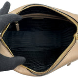 プラダ PRADA カメラバッグ 1BH089 ベージュ　ゴールド金具 カーフ レディース ショルダーバッグ