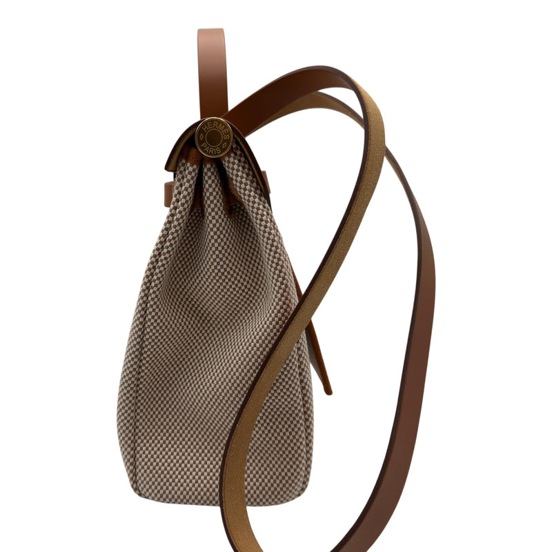 エルメス HERMES エールバッグジップPM W刻 エクリュ/ゴールド