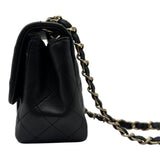 シャネル CHANEL ミニ マトラッセ A35200 29番台 ブラック ゴールド金具 ラムスキン レディース ショルダーバッグ