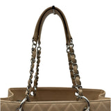 シャネル CHANEL GSTチェーントートバッグ A50995 12番台 ベージュ シルバー金具 キャビアスキン レディース トートバッグ