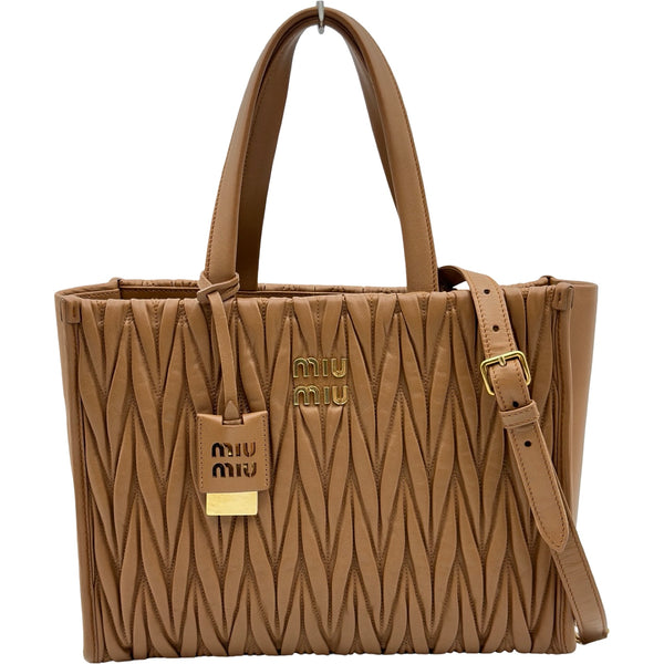 ミュウミュウ(miumiu) | 中古ブランドリユースショップ OKURA(おお蔵)