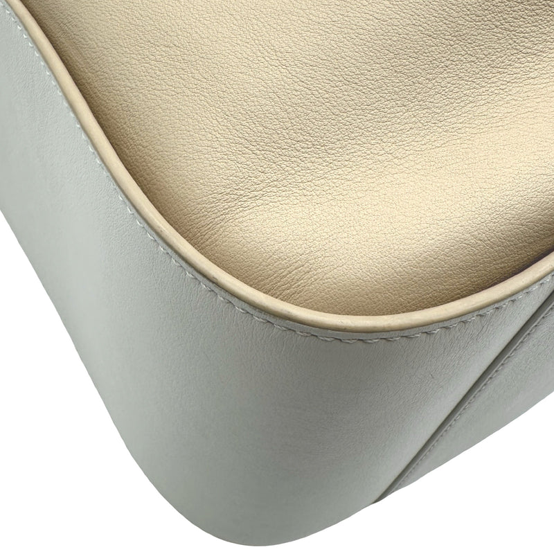 ロエベ LOEWE ハンモック スモール A538S35X65 ベージュ/ホワイト