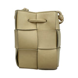 ボッテガ・ヴェネタ BOTTEGA VENETA カセット ミニクロスボディバケットバッグ 680217 ベージュ レザー レディース ショルダーバッグ