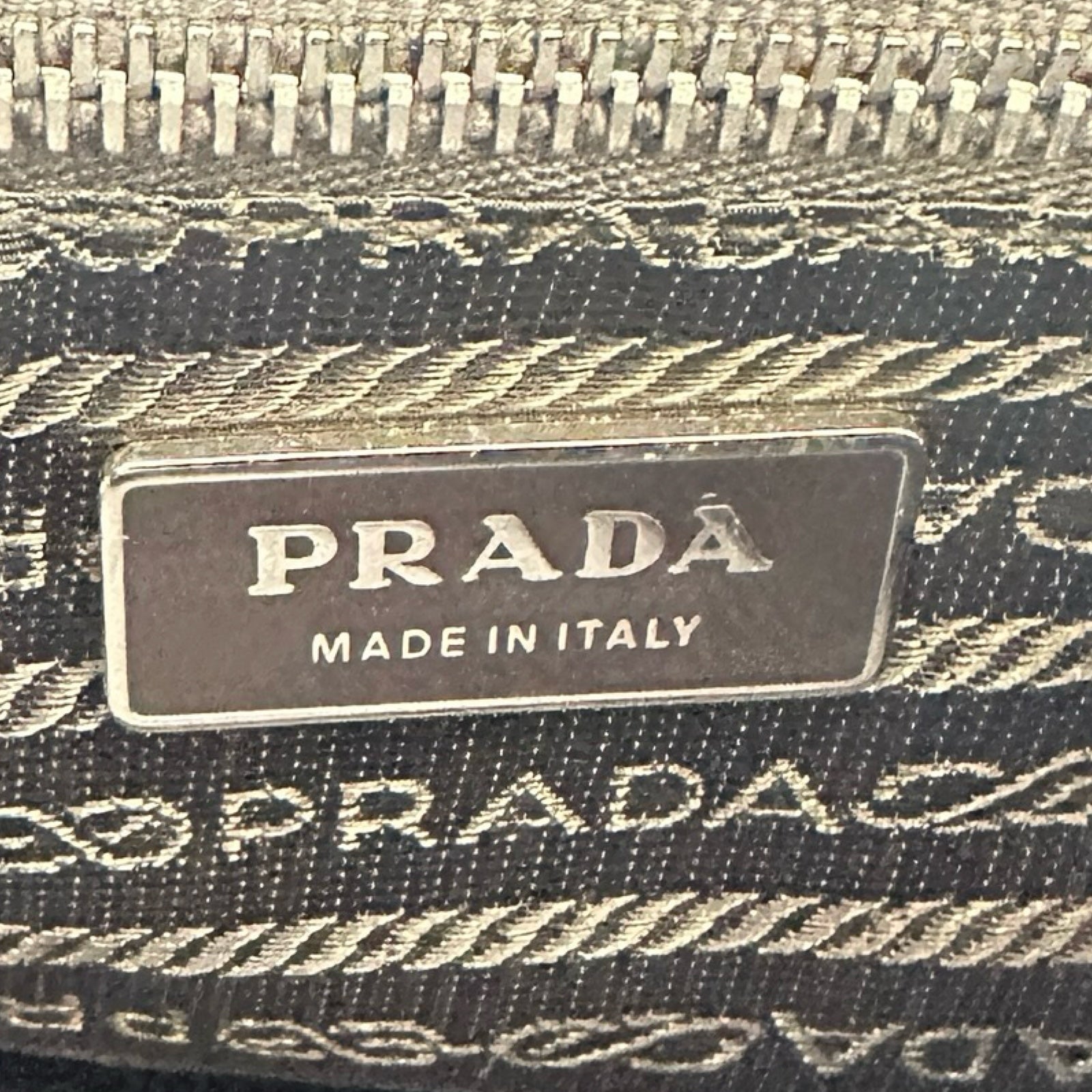 プラダ PRADA ミニボストンバッグ BH1114 アイボリー エナメル