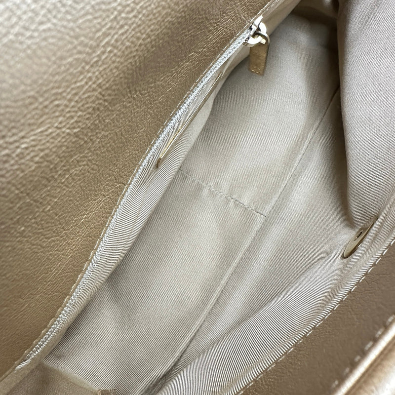 シャネル CHANEL シャネル19 バッグ AS1160 30番台 ゴールド ゴールド