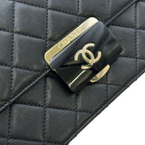 シャネル CHANEL マトラッセビューティーロックチェーンショルダー A93222 22番台 ブラック ゴールド金具 カーフレザー レディース ショルダーバッグ