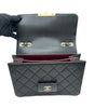 シャネル CHANEL マトラッセビューティーロックチェーンショルダー A93222 22番台 ブラック ゴールド金具 カーフレザー レディース ショルダーバッグ