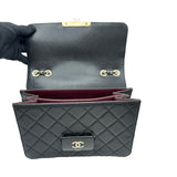 シャネル CHANEL マトラッセビューティーロックチェーンショルダー A93222 22番台 ブラック ゴールド金具 カーフレザー レディース ショルダーバッグ