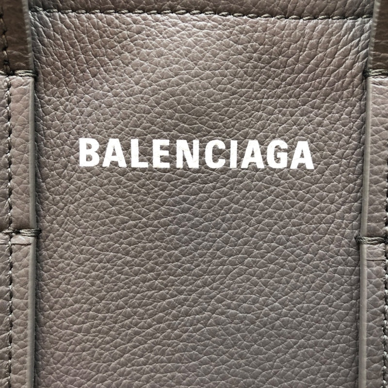 バレンシアガ BALENCIAGA エブリデイXS ノースサウス 672793 グレー レザー　 レディース ハンドバッグ