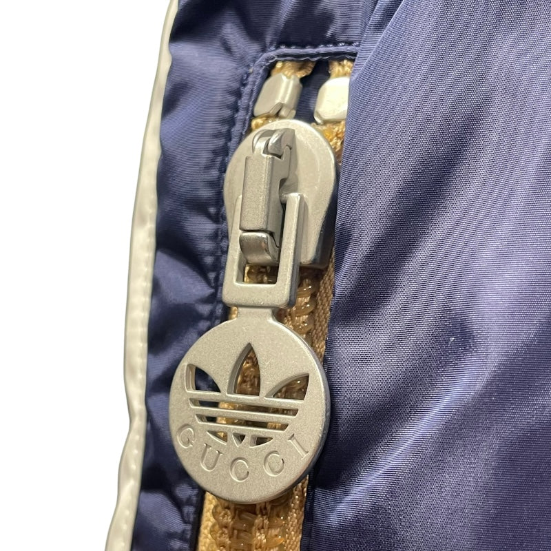 グッチ GUCCI x ADIDAS スリーストライプスナイロントラックパンツ ブルー ナイロン メンズ パンツ
