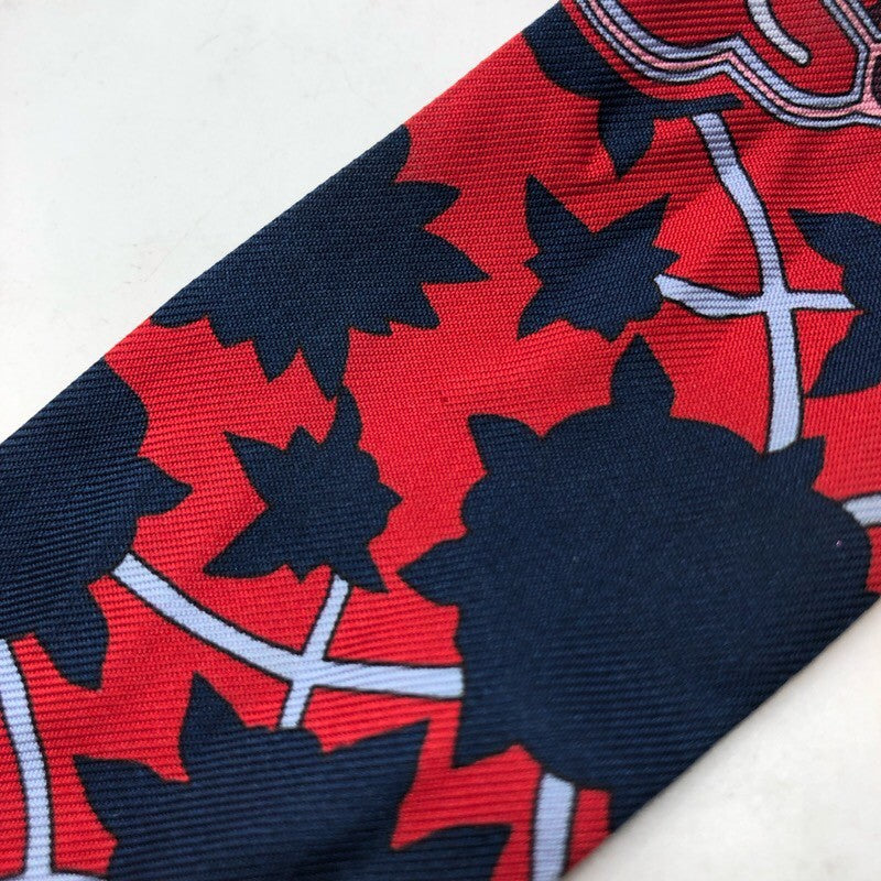 エルメス ツイリー シルク スカーフ TAPIS PERSANS タグあり エルメス ツイリー シルク スカーフ TAPIS PERSANS タグあり