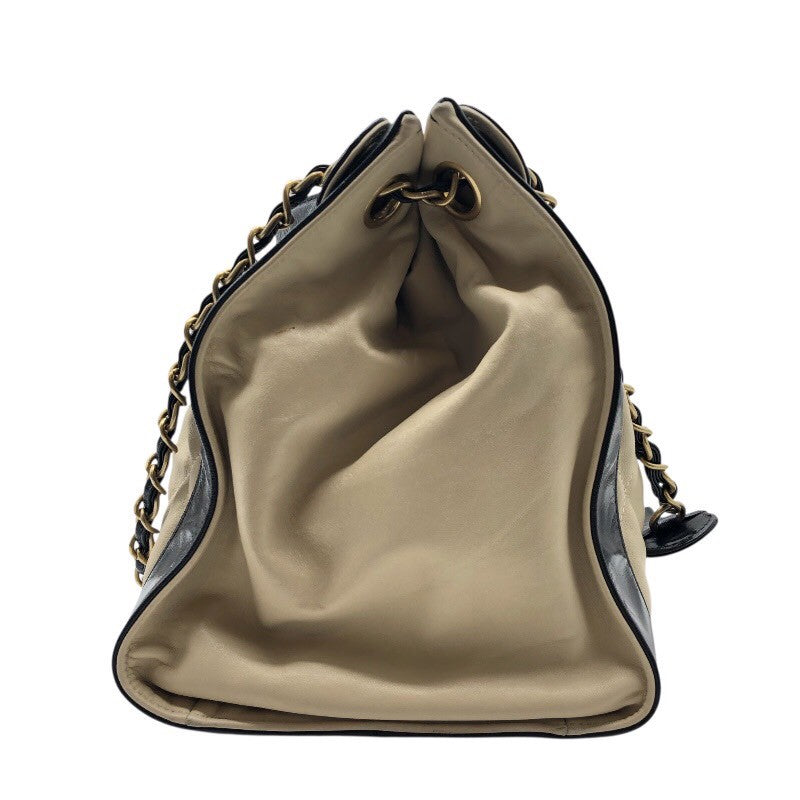 シャネル CHANEL マトラッセ2WAYトート ベージュ・ブラック×GD金具 ラム レディース トートバッグ