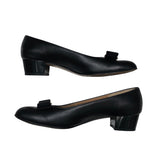 サルヴァトーレ・フェラガモ Salvatore Ferragamo ｳﾞｧﾗﾘﾎﾞﾝﾋｰﾙﾊﾟﾝﾌﾟｽ 30391 ブラック ﾚｻﾞｰ レディース パンプス