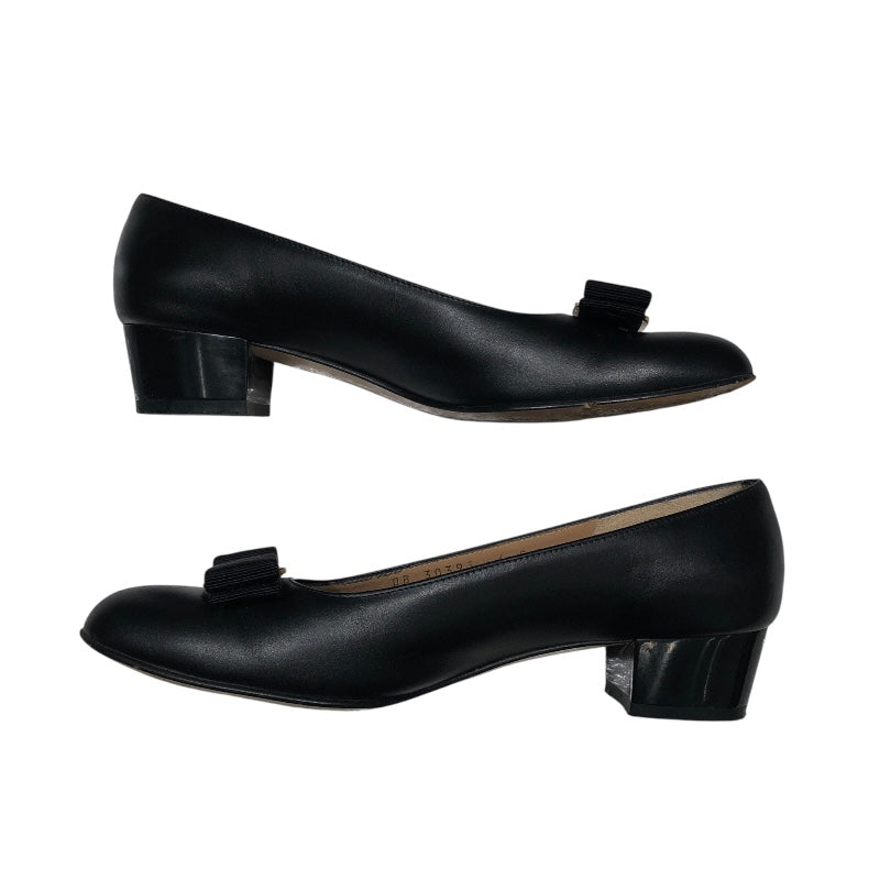 サルヴァトーレ・フェラガモ Salvatore Ferragamo ｳﾞｧﾗﾘﾎﾞﾝﾋｰﾙﾊﾟﾝﾌﾟｽ 30391 ブラック ﾚｻﾞｰ レディース パンプス