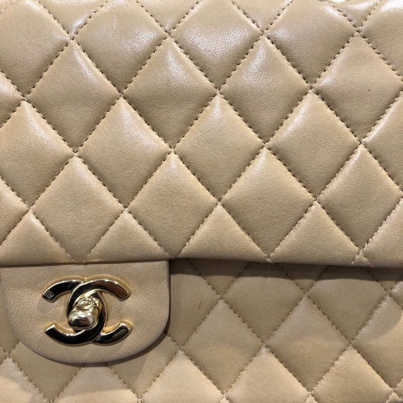 シャネル CHANEL マトラッセ25 A01112 ベージュ ゴールド金具