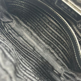 プラダ PRADA トライアングルロゴ ショルダー 2VH170 ブラック シルバー金具 サフィアーノ/レザー レディース ショルダーバッグ