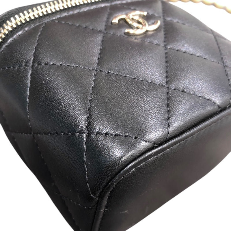 シャネル CHANEL マトラッセミニバニティパールチェーン AP2581 ブラック ゴールド金具 ラム/フェイクパール レディース ショルダーバッグ