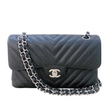 シャネル CHANEL マトラッセ23　Vステッチ A01113 キャビア/SV金具 レディース ショルダーバッグ