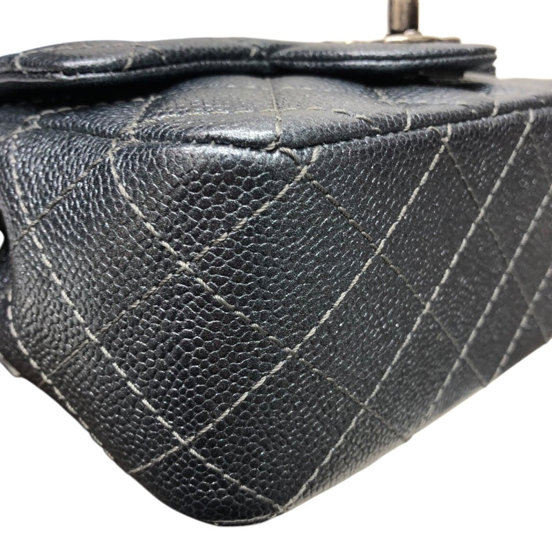 シャネル CHANEL ミニマトラッセ17 A35200 メタリックブルー　SV金具 キャビアスキン ユニセックス ショルダーバッグ