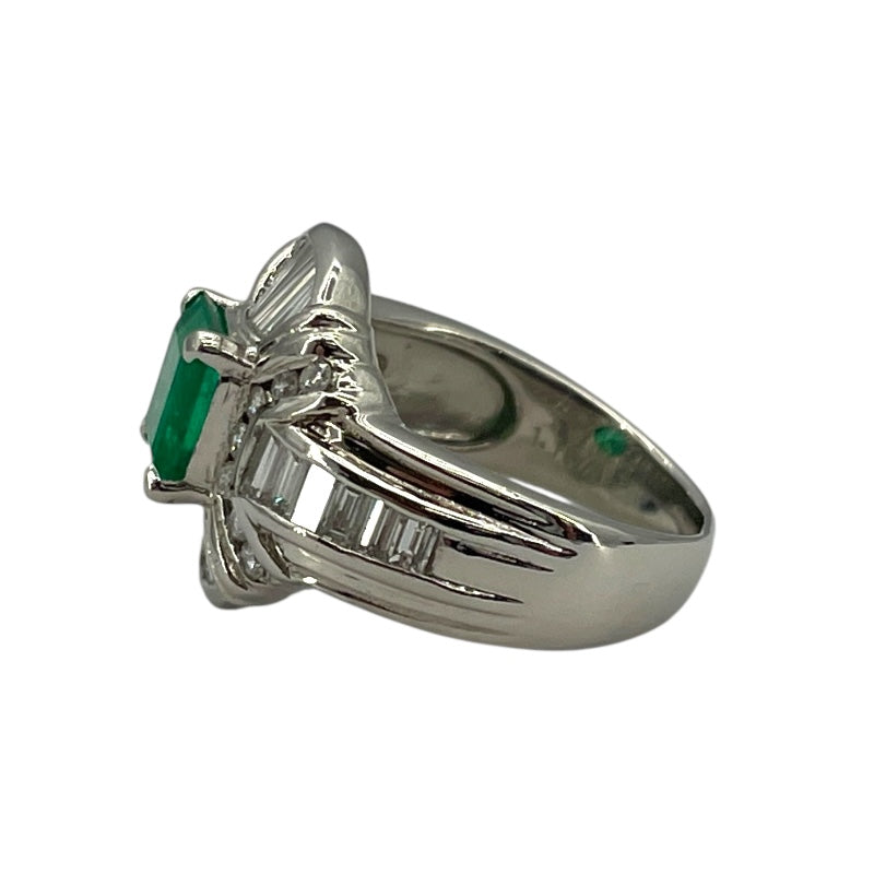 Pt900 エメラルド/ダイヤ リング Pt/エメラルド/ダイヤモンド エメラルド ジュエリー