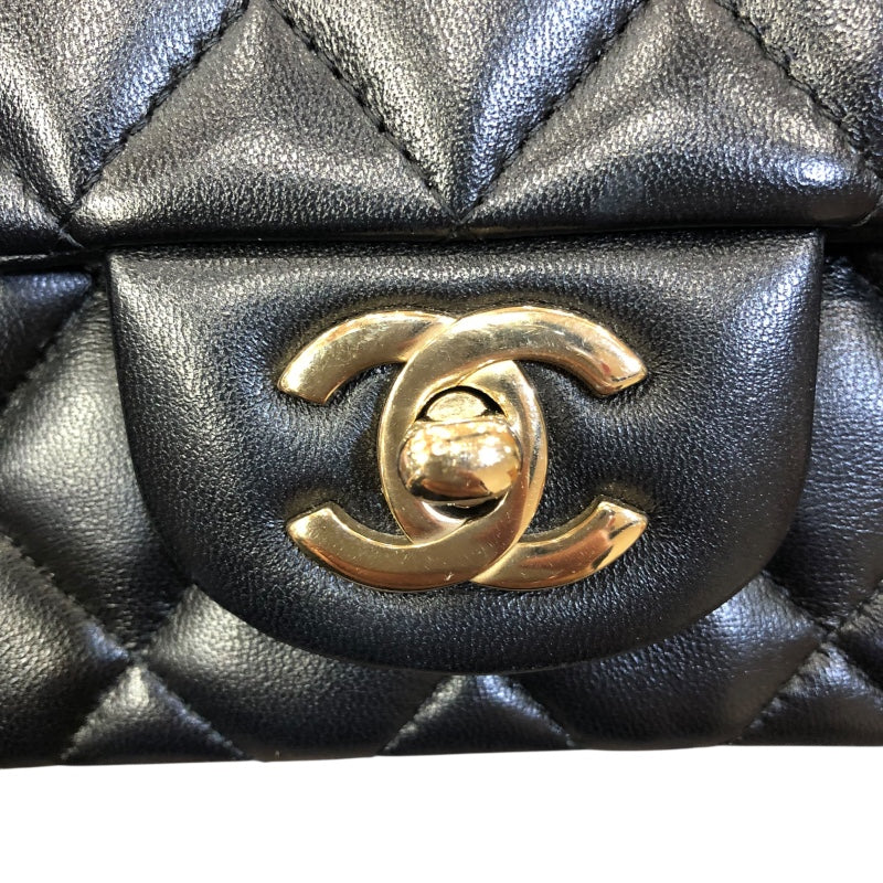 シャネル CHANEL ミニマトラッセ18 A01115 ブラック/ゴールド金具