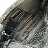 プラダ PRADA トライアングルロゴパデッドショルダー 1BC151 ブラック ナイロン レディース ショルダーバッグ