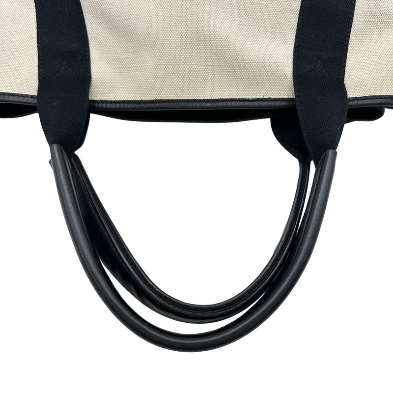 バレンシアガ BALENCIAGA ネイビーカバスS 339933 アイボリー/ブラック