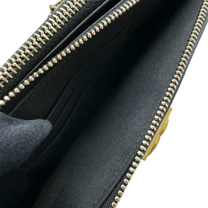 シャネル CHANEL ボーイシャネルチェーンウォレット A84069 22番台