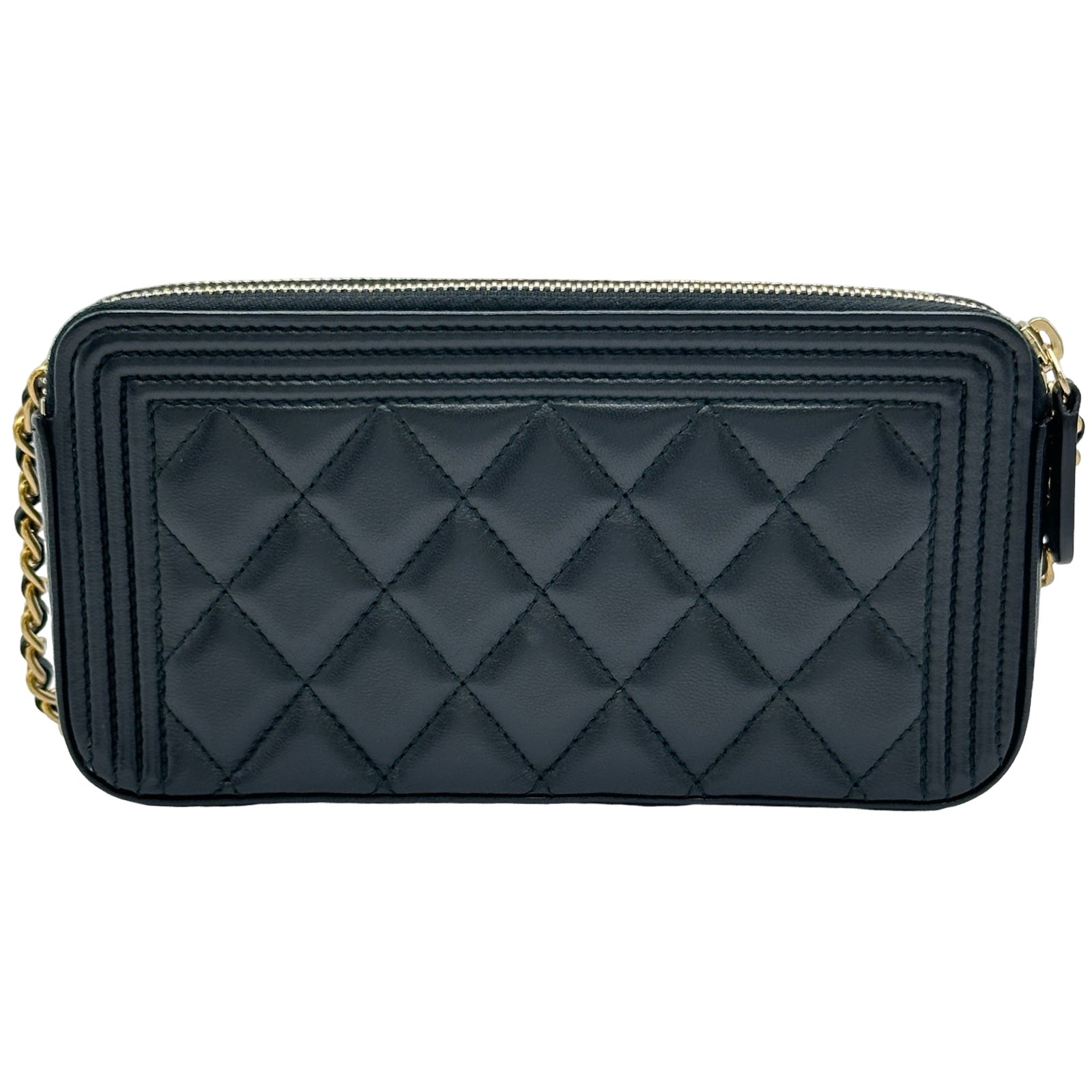 シャネル CHANEL ボーイシャネルチェーンウォレット A84069 22番台