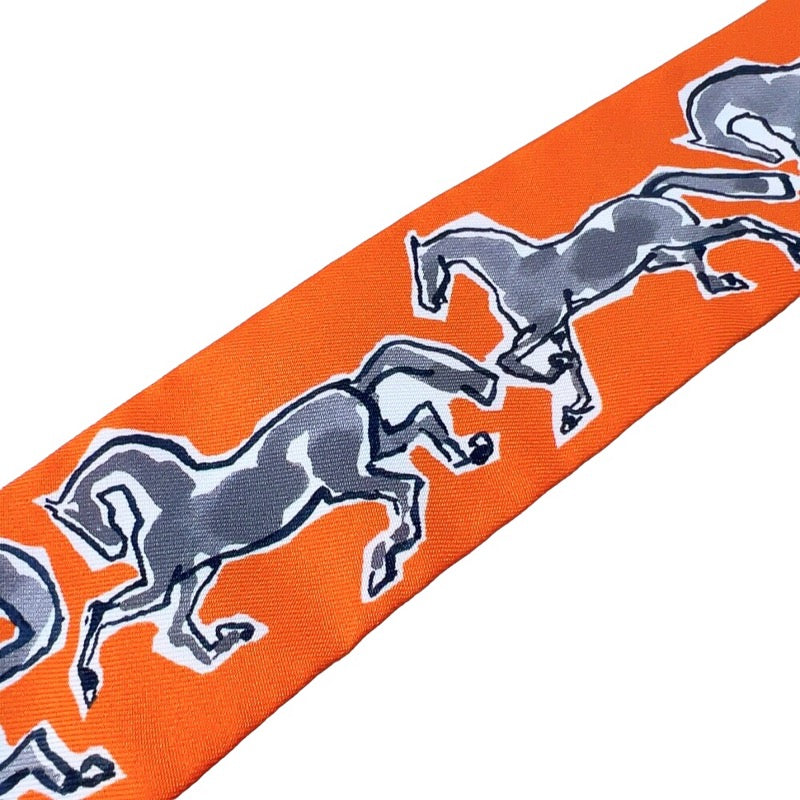 エルメス HERMES ツイリー　自由の馬　CHEVAUX EN LIBERTE　2021年秋冬 オレンジ/グレー シルク レディース スカーフ