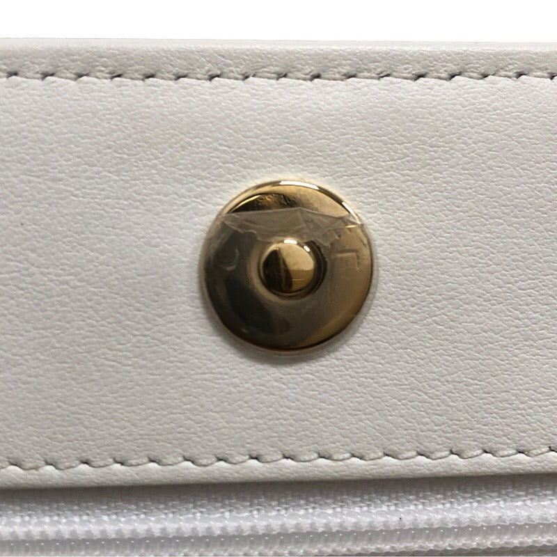 シャネル CHANEL ボーイシャネル チェーンウォレット AP1117 ホワイト ゴールド金具  キャビアスキン レディース ショルダーバッグ