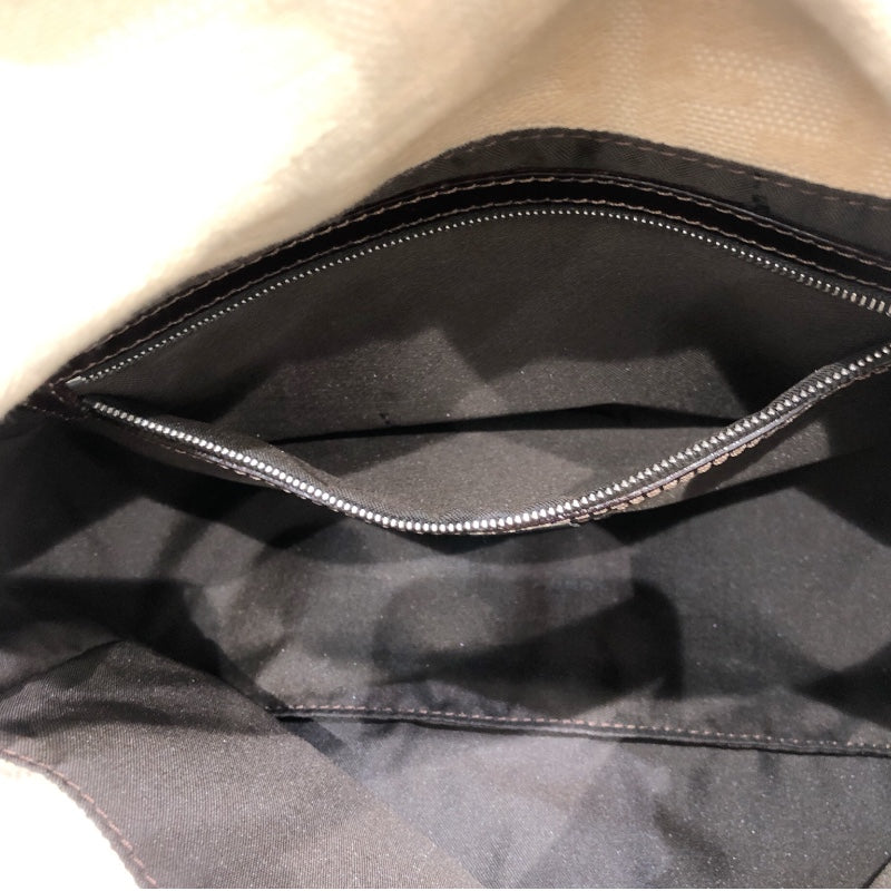 フェンディ FENDI マンマバケット 26325 ズッカ柄 キャンバス